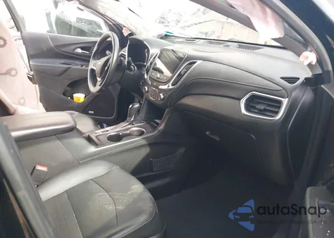 2018 Chevrolet Equinox Premier z USA, uszkodzony, nr VIN 2GNAXWEX2J6162155